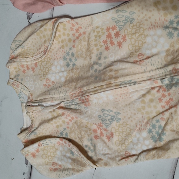 aden + anais essentials flower easy swaddle snugs, 0-3 months - Picture 2 of 4